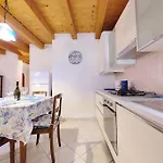 Apartamento Lungomare - Free Wifi & Spiaggia A 100 M *